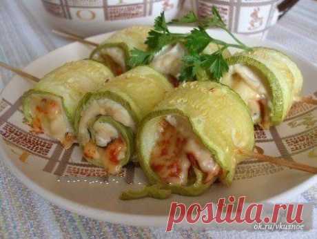Нежнейшие рулетики из кабачков с курицей!