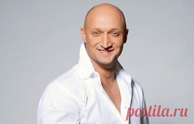 Гоше Куценко исполнился 51 год: актер за 20 лет практически не изменился
