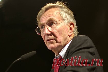 Херш рассказал о предоставленной Зеленскому вседозволенности со стороны США. Американский журналист и лауреат Пулитцеровской премии Сеймур Херш в своей статье на платформе Substack, ссылаясь на неназванного американского чиновника, описал национальную стратегию США в украинском конфликте, как вседозволенность президента Украины Владимира Зеленского.
