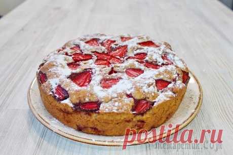 Клубничная шарлотка