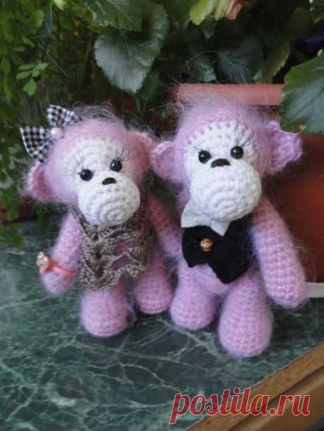 Обезьянки крючком.