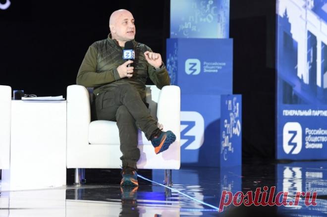 Захар Прилепин признался, как переживал гибель друзей. Как говорит писатель, его сердце до сих пор не вместило смерть Саши Шубина.