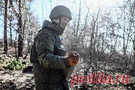 СК РФ возбудит уголовное дело из-за выгнанного с рейса участника СВО. Глава Следственного комитета (СК) РФ Александр Бастрыкин поручил возбудить уголовное дело после случая с выгнанным из самолета участником спецоперации. В ведомстве заявили, что датчики дыма в самолете не сработали, и иных фактов, подтверждающих данные претензии, не установлено.