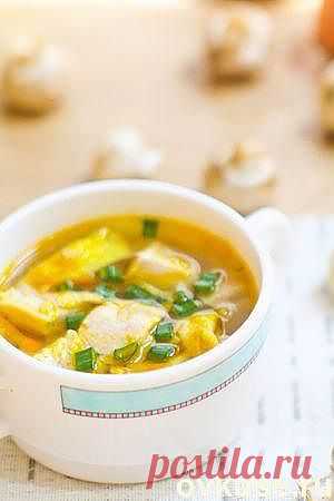 Куриный суп с яичными блинчиками. - Простые рецепты Овкусе.ру
