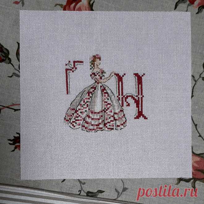 Вышивка крестом на заказ "Le Grand ABC Crinoline", фрагмент H;
Les Brodeuses Parisiennes (Парижские вышивальщицы) Le Grand ABC | Abc Crinoline | Souvenir & Glamour
Вышивка крестом: 