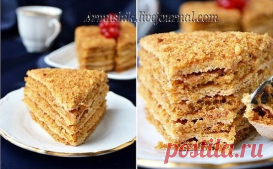 «Медовик».
Попробуйте этот безумно-вкусный, очень нежный, тающий во рту торт...
Время приготовления: 60 минут
Порций: 6-8
Вам потребуется:
ТЕСТО:
3 яйца
1,5 ст. сахара
150г масла
3 ст. л. мёда
1 ч. л. соды
-----------
3 ст. муки
КРЕМ:
3ст. молока
4 ст.л. муки
1,5 ст. сахара
-------
300г размягченного масла
Как готовить:
1. ТЕСТО:
В жаропрочной миске соединить яйца с сахаром,медом,содой,слегка взбить,добавить масло поставить миску на водяную баню и,постоянно помешивая,варить мин 8-10,до в