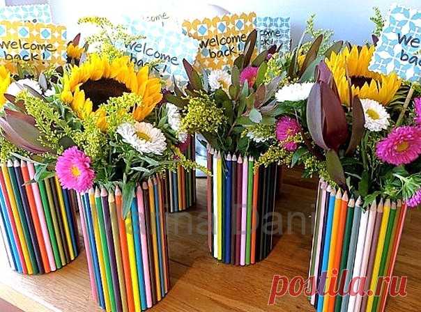 ВАЗА ИЗ СТЕКЛЯННОЙ БАНКИ И ЦВЕТНЫХ КАРАНДАШЕЙ — МОДНАЯ ЖЕНЩИНА