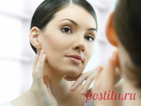Убираем щеки и делаем скулы красивыми Лицо – это визитная карточка каждой женщины. В молодости кожа упругая, но, с годами мышцы расслабляются, и кожа становится менее упругой. Щеки постепенно отвисают, появляется второй подбородок. Когда появляется лишний вес, щеки становятся пухлыми, чем очень расстраивают женщину. Но, очень часто молодые женщины стакиваются и с проблемой провисания кожи вследствие резкого снижения веса. Если делать …