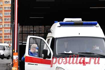 Врач скорой помощи рассказал об условиях работы. В Москве 62 подстанции скорой помощи и более тысячи бригад, всего на Станции работает порядка 11 тысяч работников, сообщил заведующий 48-й подстанцией скорой и неотложной медицинской помощи имени А. С. Пучкова Департамента здравоохранения Москвы, врач-анестезиолог-реаниматолог Ян Курин.