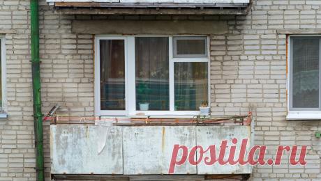 Россиян предупредили о штрафе за хранение старой мебели на балконе. Россиянам, проживающим в многоквартирных домах, стоит помнить о возможных штрафах до 15 тыс. рублей за нарушение правил пожарной безопасности, связанных с хранением старых вещей на балконах. Об этом предупредил член комиссии Общественной ...