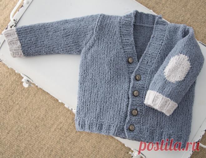 Детский кардиган с &laquo;заплатками&raquo;