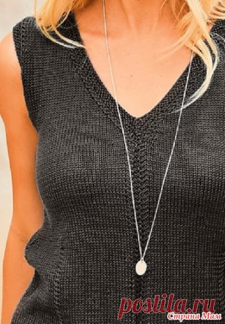 Классический топ с v-образным вырезом горловины