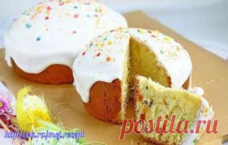 Ароматный апельсиновый кулич

Ингредиенты: 
- Мука - 240г 
- Разрыхлитель - 2ч.л. 
- Сахар - 240г 
- Сливочное масло - 150г 
- Яйцо - 3шт. 
- Апельсин - 1шт. 
- Цукаты, изюм, орехи - 150г 

Для глазури: 
- Белок свежего яйца - 1шт. 
- Сахарная пудра - 200г 
- Лимонный сок - 1ч.л. 
- Сливочное масло растопленное охлажденное - 1ч.л. 
- Сливочное масло - 10-15г(для смазывания формы) 

Приготовление: 
Апельсин намыть, снять цедру(я снимаю с помощью мелкой терки), выжать сок(до...