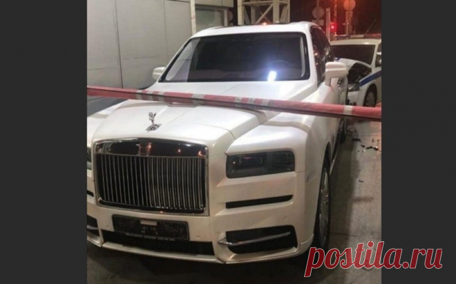 В Московской области автомобиль ДПС протаранил Rolls-Royce Cullinan стоимостью более 33 млн рублей. | Автоновости