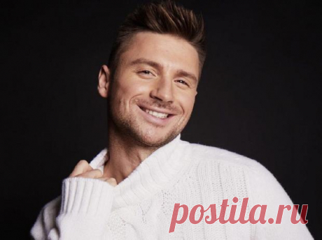 Сергей Лазарев с красавицей-мамой: певец поздравил Валентину с днем рождения совместным фото