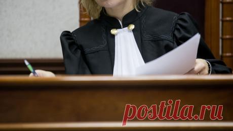 Суд арестовал гендиректора "Кухни на районе" Лозина по делу о массовом отравлении. Замоскворецкий суд Москвы избрал генеральному директору ООО "Локалкитчен" Антону Лозину меру пресечения в виде домашнего ареста на срок 1 месяц 28 суток. Об этом сообщает Telegram-канал "Суды общей юрисдикции города ...