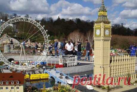 САМЫЕ ГРАНДИОЗНЫЕ СООРУЖЕНИЯ ИЗ LEGO
Из популярного конструктора LEGO можно строить не только крохотные пожарные станции или полицейские участки. Настоящие гуру LEGO создают удивительные конструкции, самые интересные из которых мы представляем в нашей подборке. Колесо обозрения в Лондоне. Церковь, построенная из LEGO в которой расположились 80 лего-человечков. Копия авианосца Гарри Трумэн. Город,...
Читай дальше на сайте. Жми подробнее ➡