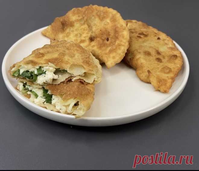 Всех подруг подсадила: две самые вкусные, не мясные начинки для чебуреков, а тесто просто восторг (ни одного плохого отзыва) | Не кухарка | Дзен