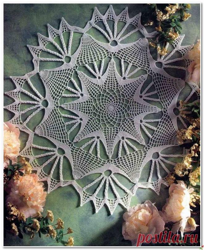 Оригинальная салфетка крючком