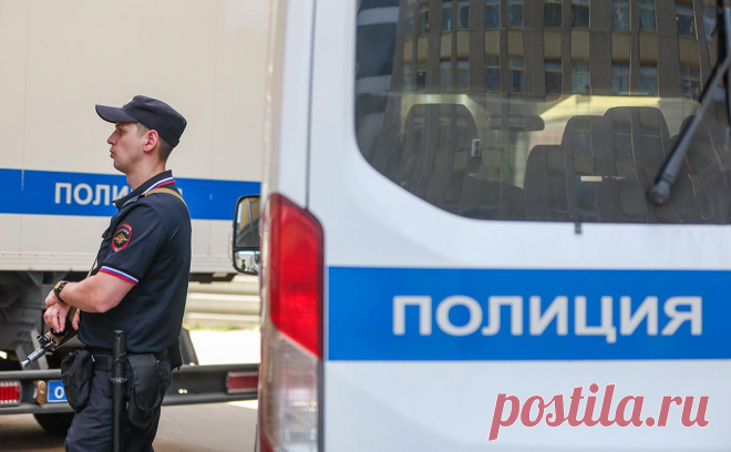 По делу о крушении Су-30 под подпиской оказались шесть сотрудников завода. Шести работникам Иркутского авиационного завода — филиала ПАО «Корпорация Иркут» — избрали меру пресечения в виде подписки о невыезде по делу о крушении истребителя Су-30 в частном секторе Иркутска осенью 2022 года.