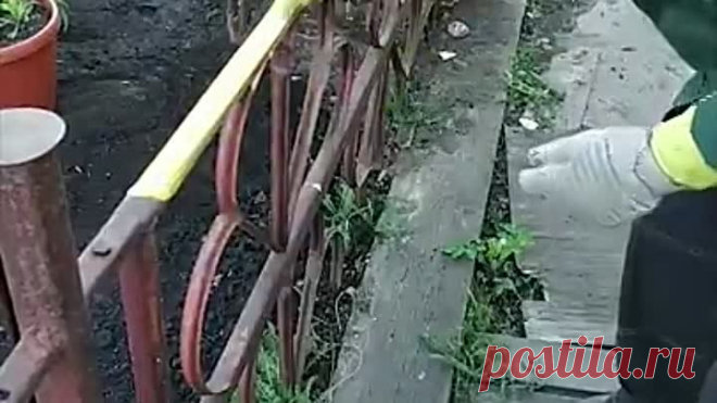 Так можно красить без кисти арматуру, трубы, оградки!