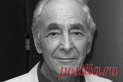 Актер сериала «Чисто английское убийство» умер в 95 лет. Британский актер Леонард Фентон умер в 95 лет. По словам родственников, артист скончался в субботу, 29 января. Причина его смерти не уточняется. Его карьера в кино длилась более 60 лет. Кроме того, Фентон играл в театре, занимался режиссурой и живописью. Он был наиболее известен по сериалу «Жители Ист-Энда».