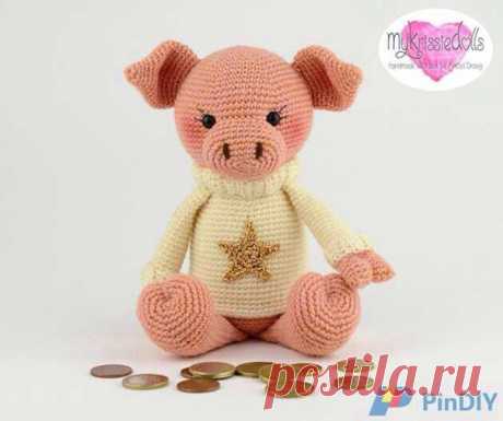 ХРЮША С ТАЙНИКОМ 
автор MyKrissieDolls
перевод- « Рассвет »
#описание#вязаннаяигрушка#описаниявязаннойигрушкивгруппеSmallpleasures
Ссылка на описание:
https://vk.com/albums-128042537?z=photo-128042537_456..