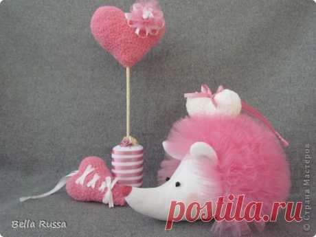 Ежик "Розовое облачко" 
Источник: https://stranamasterov.ru/node/735069