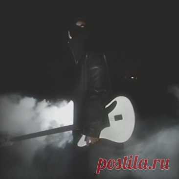 Mr.kitty - In The Night (Single) (2025) 320kbps / FLAC