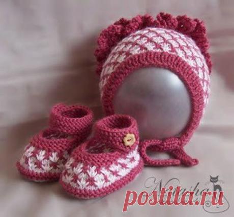 Комплект для малышки
Ваша принцесса шикарно будет выглядеть, одев этот комплект. Тепленький, уютный и очень стильный!
Комплект для малышки связан спицами из полушерсти.
Размер пинеток 11см, шапочки 40-42 (на 3-6 месяцев)
Показать полностью…