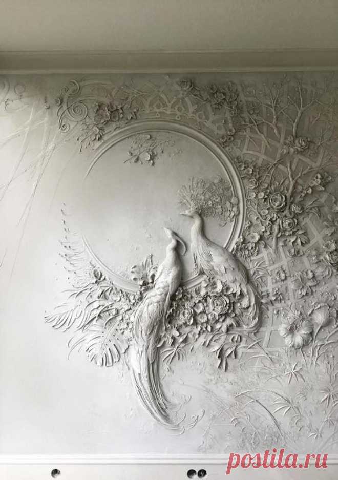 Intricate Bas-Relief Sculpture Resembles Intricate Impressionist Paintings