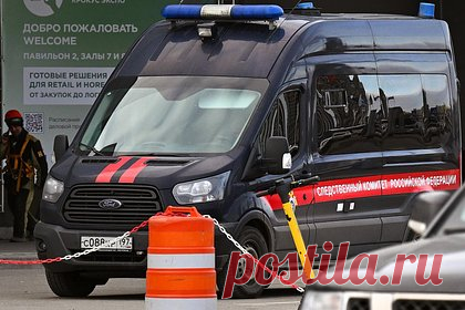 В Кремле переадресовали СК вопрос о пропавших без вести при теракте в «Крокусе». Пресс-секретарь президента России Дмитрий Песков не смог ответить на вопрос о том, учитывает официальное число жертв теракта в «Крокус Сити Холле» пропавших без вести, и переадресовал его Следственному комитету России. Ранее ведомство сообщило о поступлении 143 заявлений о пропавших посетителях концертного зала.