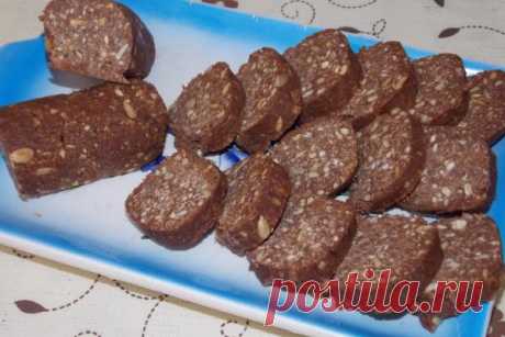 Кондитерская колбаска из сладкой соломки и семечек | CityWomanCafe.com
