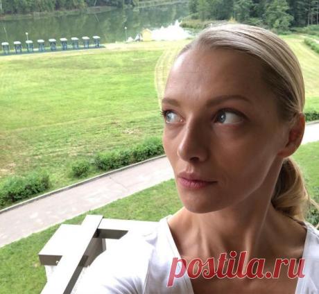 Звезду "Стиляг" обокрали на круглую сумму: Екатерина Вилкова чудом вернула свои сбережения