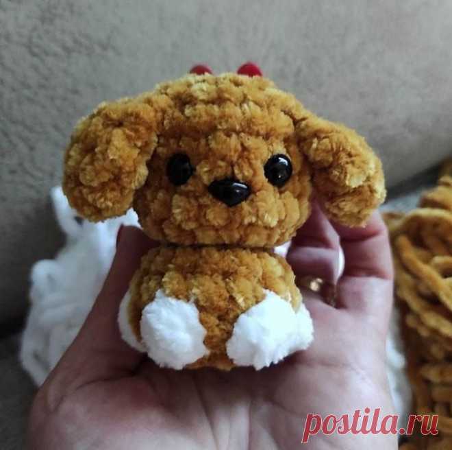 Всё возможно: своя собственная версия идеальной собаки

Собачка, связанная из ярких и насыщенных цветов, привлекающих внимание.