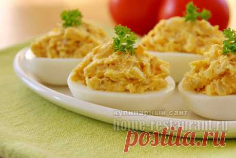 Яйца, фаршированные жареным луком | Домашний Ресторан