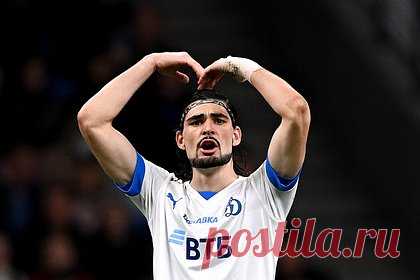 Российский футболист принял решение выступать за сборную Грузии. Российский защитник «Динамо» Саба Сазонов принял решение выступать за сборную Грузии. Отмечается, что футболист был вызван в молодежную команду страны на предстоящие матчи против Португалии и Турции. Ранее 20-летний Сазонов заявлял, что предпочел бы играть за сборную России.