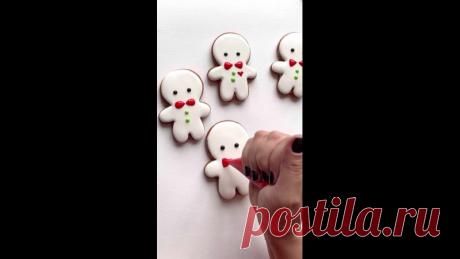 Снеговичок из формочки пряничного человечка 

Еще один вариант Вам в копилку Сегодня для Вас подробная видео инструкция по росписи Пряничка от @nanastylebakery  Сохраняйте в Закладки  и давайте творить Вкусную Красоту 
⠀
Спасибо  кондитеру за подробное видео и пишите в коммент "Спасибо за Идею", если оно вам понравилось
⠀
P.S Все рецепты вы сможете найти по хештегу #школагдеторт_рецепт. Подписывайтесь на хештег, чтобы не потерять