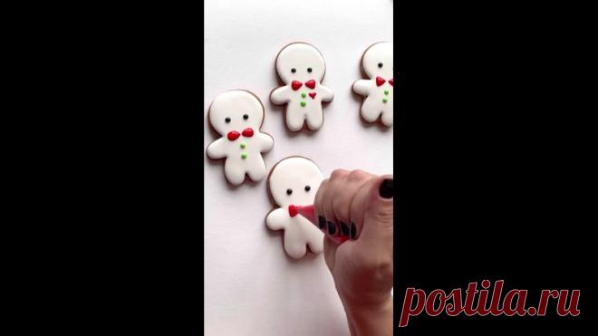 Снеговичок из формочки пряничного человечка 

Еще один вариант Вам в копилку Сегодня для Вас подробная видео инструкция по росписи Пряничка от @nanastylebakery  Сохраняйте в Закладки  и давайте творить Вкусную Красоту 
⠀
Спасибо  кондитеру за подробное видео и пишите в коммент 
