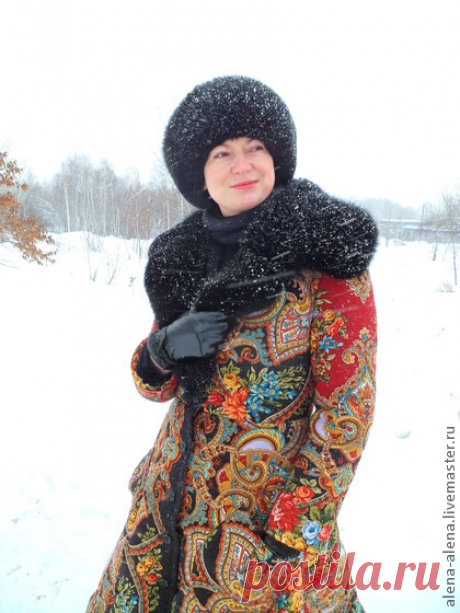 Вещи из павло-посадских платков.