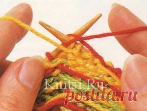 Протягивание нитей за работой: протяжка. Мастерская / Уроки вязания / Спицами