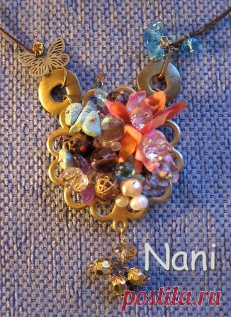 Nueva versión de un collar antiguo........ | Elena Fernández | Flickr