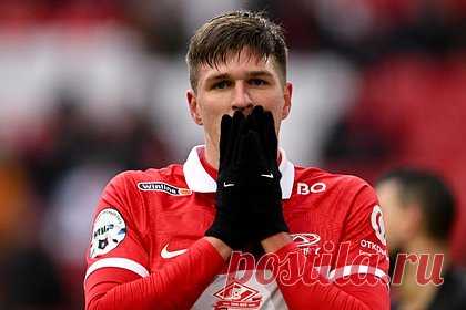 Футболист сборной России рассказал о визите допинг-офицеров в пять часов утра. Допинг-офицеры прибыли в расположение сборной России в Новогорске в понедельник, 20 марта, в пять часов утра. По словам Александра Соболева, пробы взяли у него, Дмитрия Баринова и Сергея Песьякова. «Это нормальная процедура. И после игр в клубе бывают допинг‑проверки, и в сборную они часто приезжают», — сказал он.