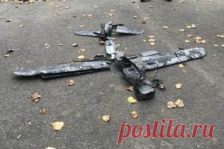 В Москве представили «Аргус-Купол» для подавления дронов. В России создали систему кругового подавления дронов путем постановки всенаправленных помех высокой мощности «Аргус-Купол», сообщила директор по развитию Научно-производственного объединения (НПО) «Кайсант» Алена Баландина. Предприятие разработало стационарную и мобильную версию изделия.