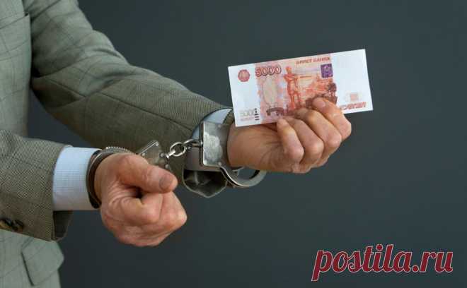 Как санкции против финразведки повлияют на борьбу с отмыванием денег. Росфинмониторинг оказался под блокирующими санкциями ЕС. Ряд государств остановили обмен финансовой информацией с Россией еще до введения ограничений, но новые санкции могут усложнить взаимодействие и с дружественными странами
