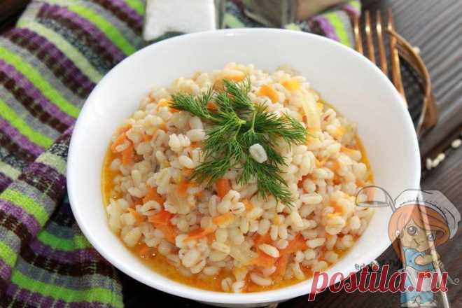 Перловка без мяса: как приготовить вкусно и бюджетно. ПП рецепт Перловка без мяса. Рецепты приготовления старинного блюда. Полезная и вкусная перловка насытит организм. Чем полезна перловка и кому противопоказана, сколько в ней калорий. Перловка для похудения — калорийность, отзывы, полезные свойства