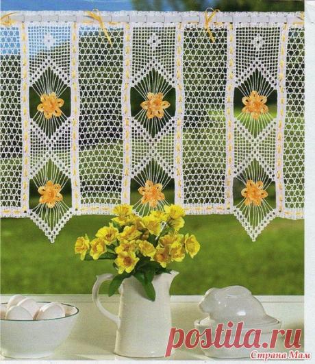 симпатичные вязаные филейные занавесочки