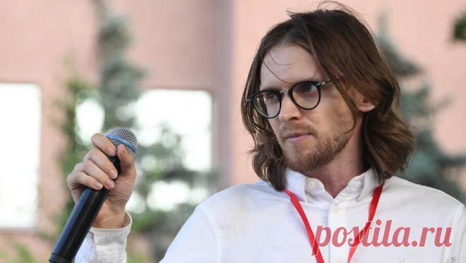 Мосгорсуд отменил штраф политику Михаилу Светову. Московский городской суд отменил штраф лидеру организации "Гражданское общество", активисту Либертарианской партии Михаилу Светову. Об этом сообщается в официальном Telegram-канале судов общей юрисдикции Москвы. В декабре ...