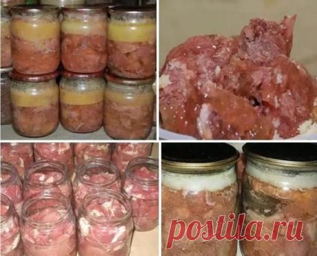 Делаем домашнюю тушенку

Немного старания, и вы получите вкусное, сочное и аппетитное мясо, приготовленное своими руками.

Ингредиенты:

1 кг мяса
0,5 кг сала
лавровый лист
душистый перец (горошком)
черный молотый перец
соль.

Приготовление:

Я обычно тушенку готовлю в стеклянных пол-литровых банках.
Мясо промываем, режем на средние кусочки. Солим, перчим по вкусу и хорошо перемешиваем.Готовим банки. Хорошо их промываем. Стерилизовать их не надо, достаточно тепловой обрабо...