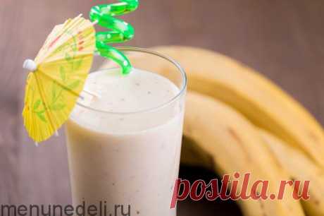 Банановый смузи - рецепт с пошаговыми фото / Меню недели